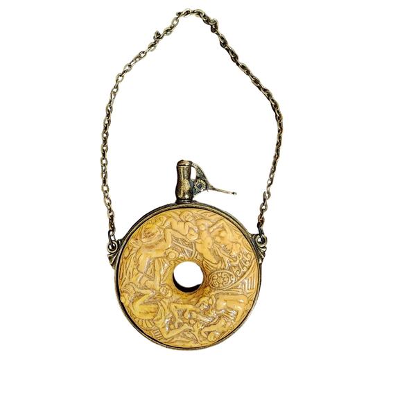 Antique Rare VHTF Victorian-era Repro of 17th Century German Powder Flask - Picture 1 of 8